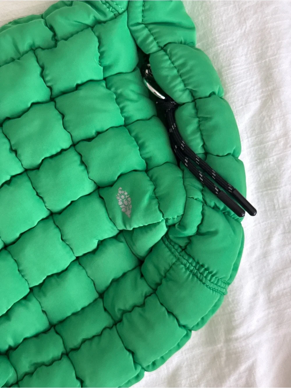 Free People Movement Quilted Baby Carryall Sling Bag in Green NWT - Picture 3 of 12